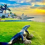 Morden House With Ocean View Pool, Air Con Сasa de vacaciones