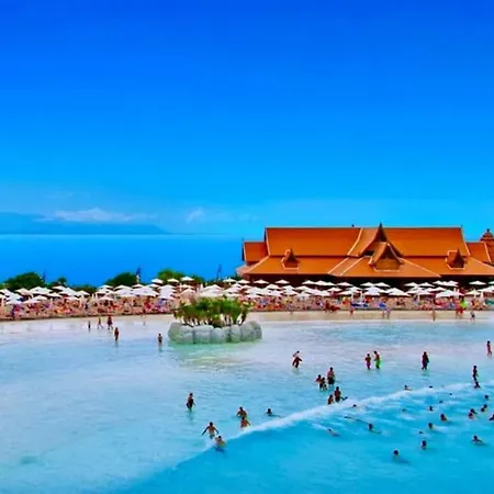 Сasa de vacaciones Morden House With Ocean View Pool, Air Con