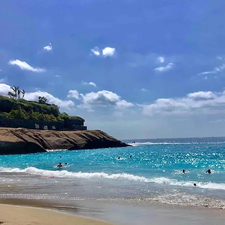 Dom wakacyjny Morden House With Ocean View Pool, Air Con *