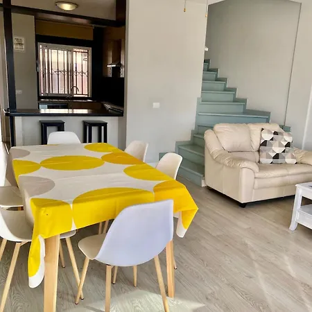 Morden House With Ocean View Pool, Air Con Nyaraló *