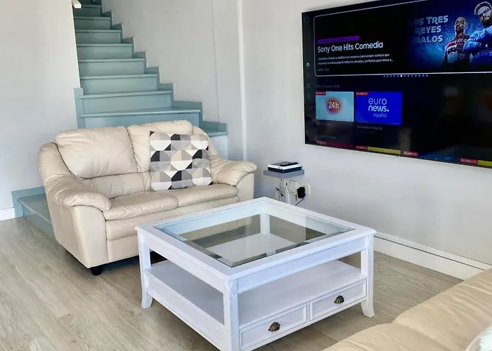 Morden House With Ocean View Pool, Air Con * 아데제