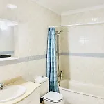 Feriehus Morden House With Ocean View Pool, Air Con *