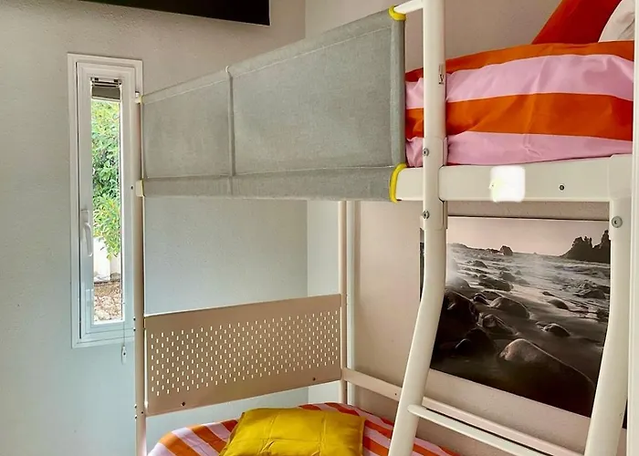 Morden House With Ocean View Pool, Air Con *